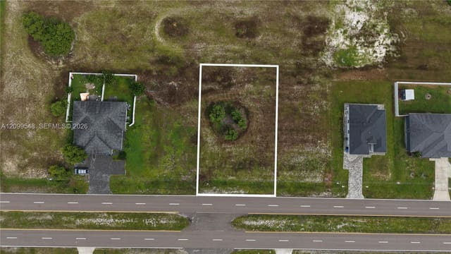 1735 Diplomat Parkway W, Cape Coral, FL 33993