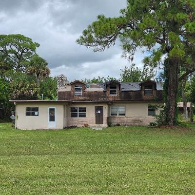 7900 8th Street, Vero Beach, FL 32968