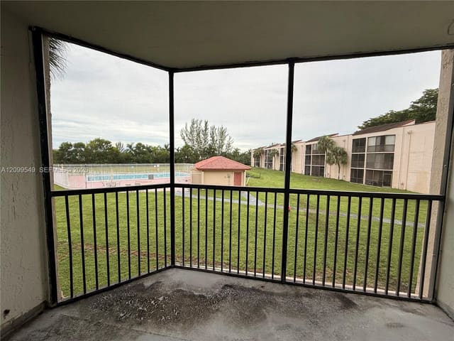 3396 Foxcroft Road 210, Miramar, FL 33025