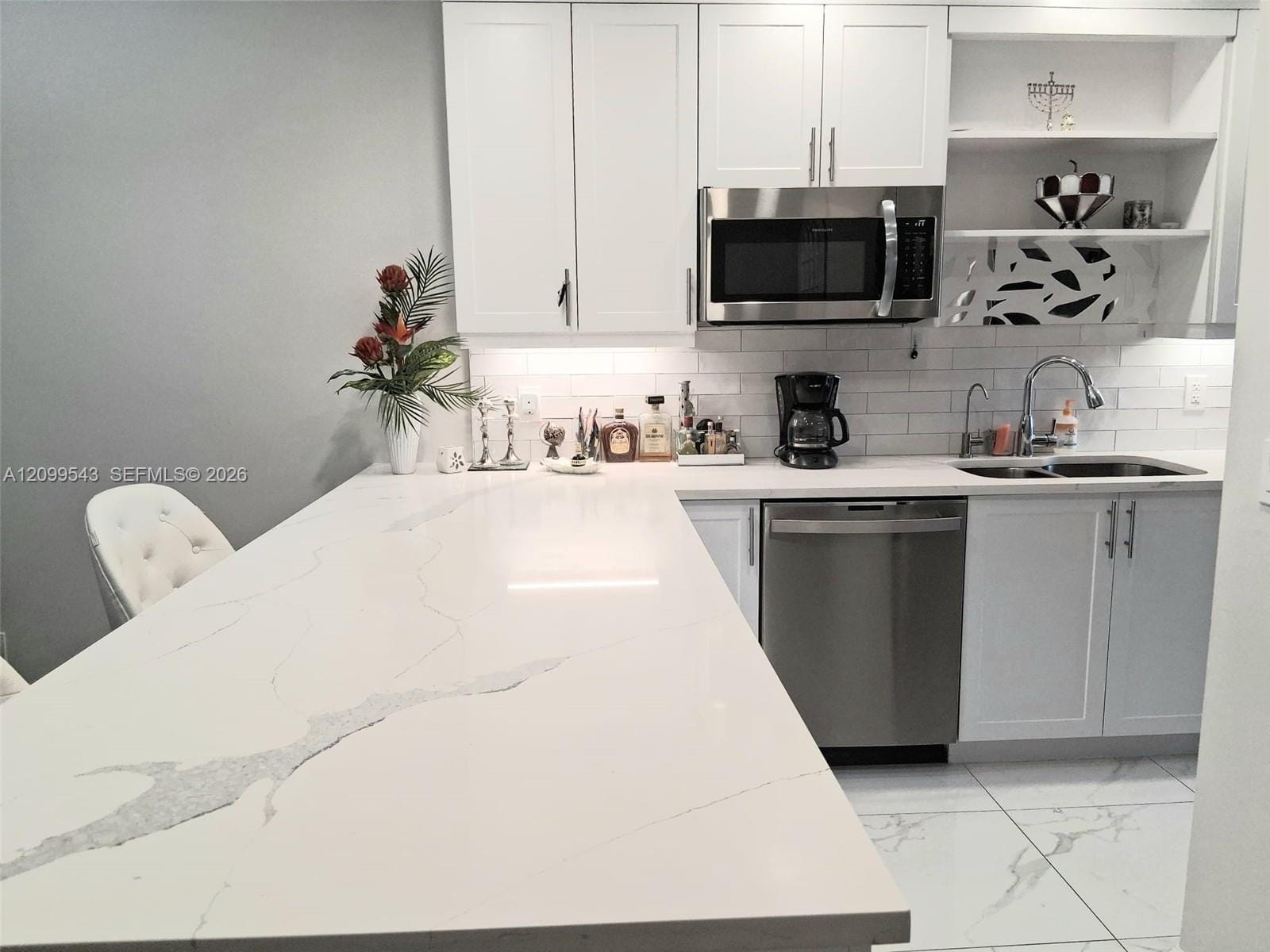 1150 Boxwood Drive 101 — photo 2