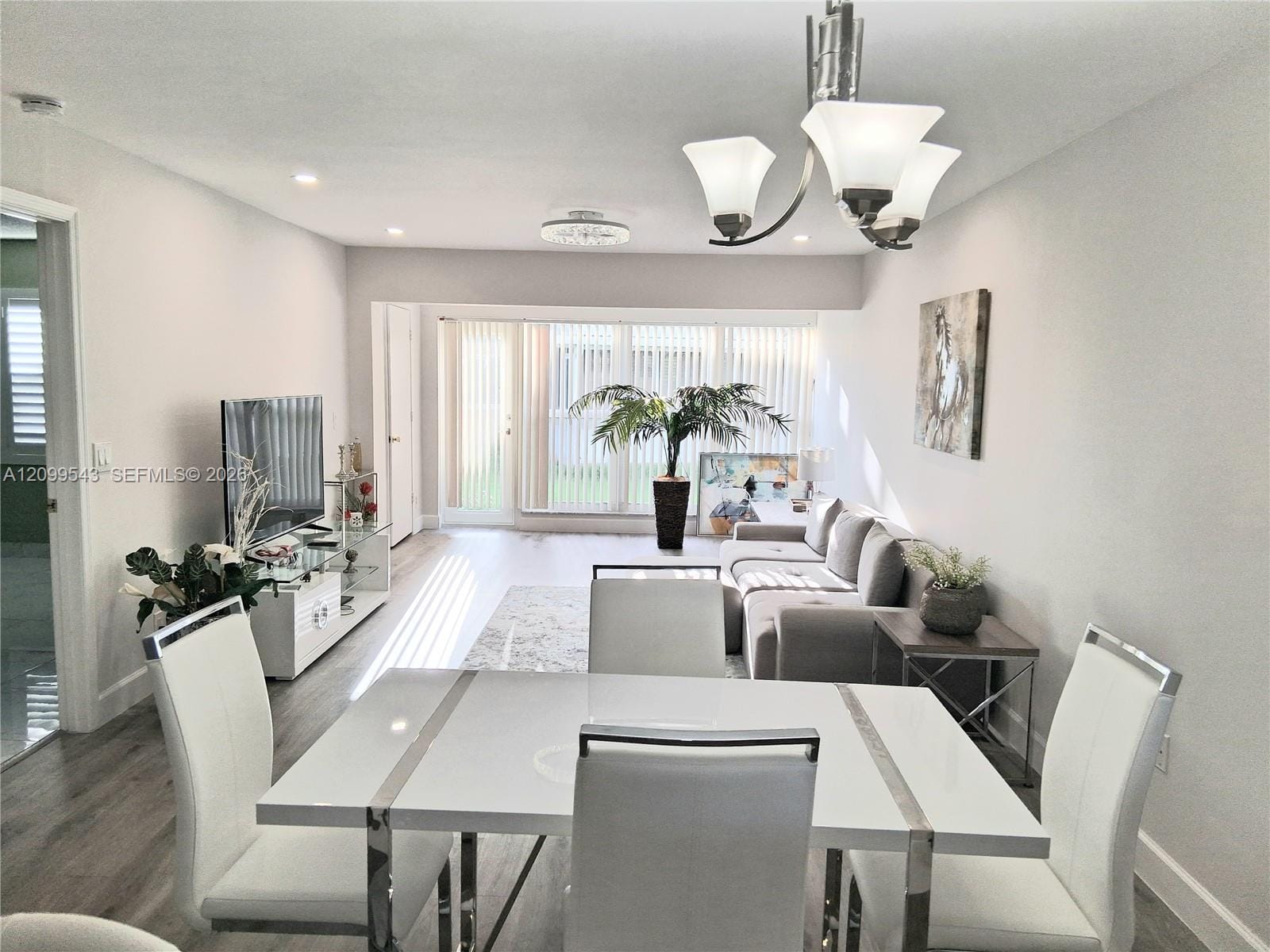 1150 Boxwood Drive 101 — photo 5
