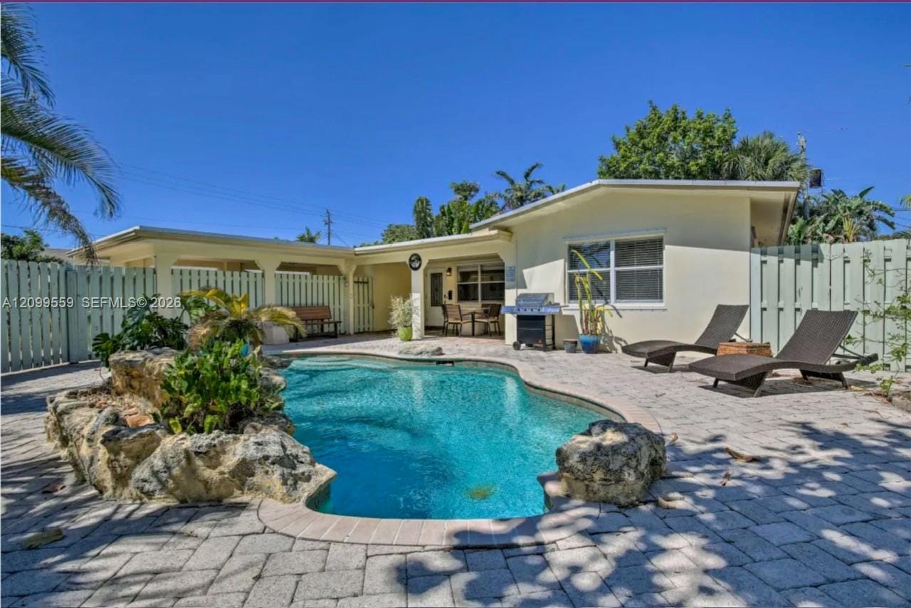 1909 NE 26th Drive 1909, Wilton Manors, FL 33306 photo 2