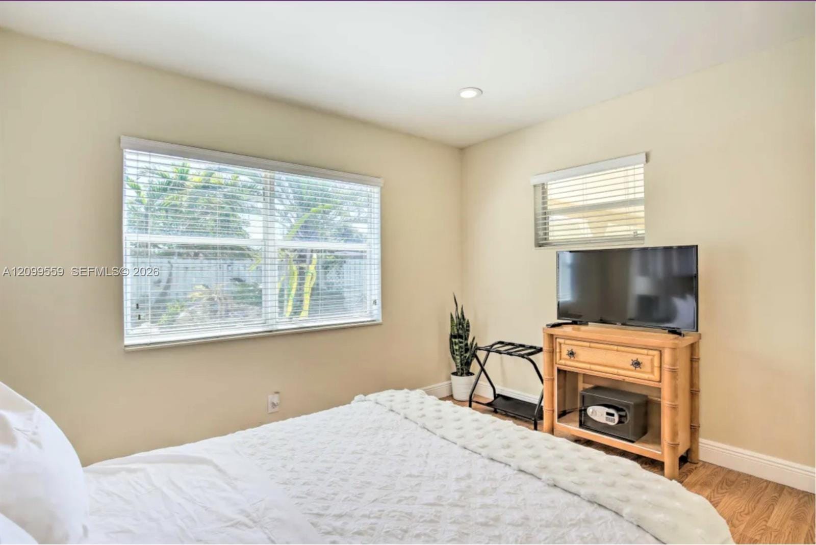 1909 NE 26th Drive 1909, Wilton Manors, FL 33306 photo 12