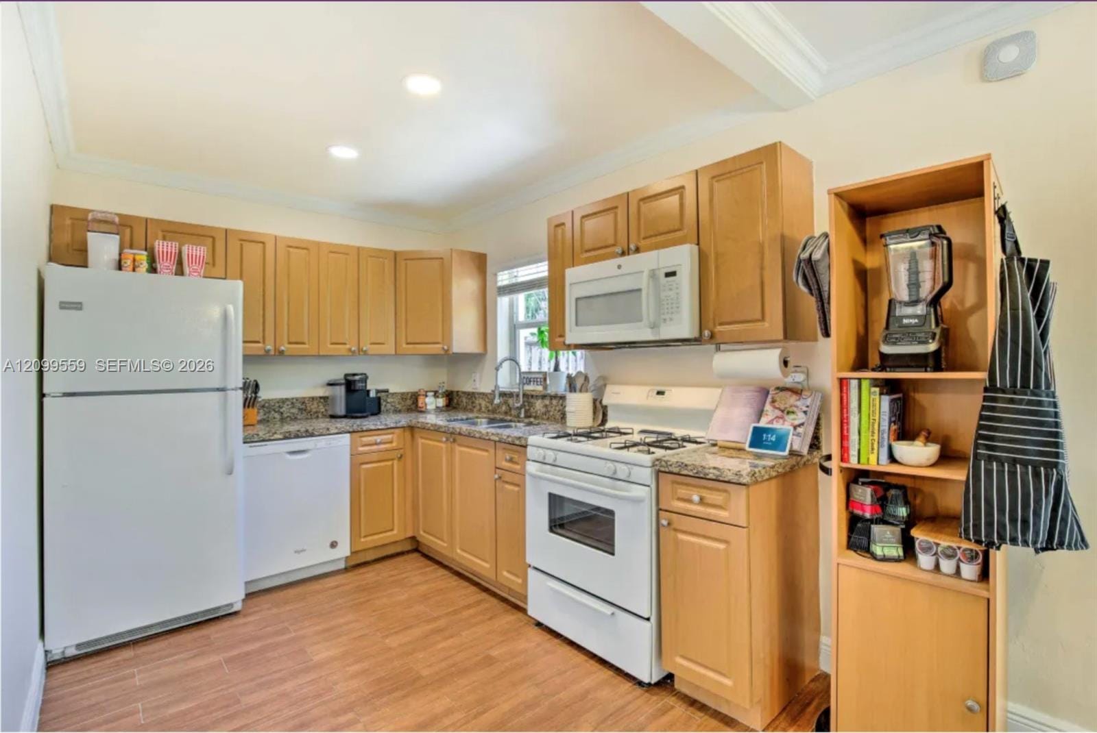 1909 NE 26th Drive 1909, Wilton Manors, FL 33306 photo 10