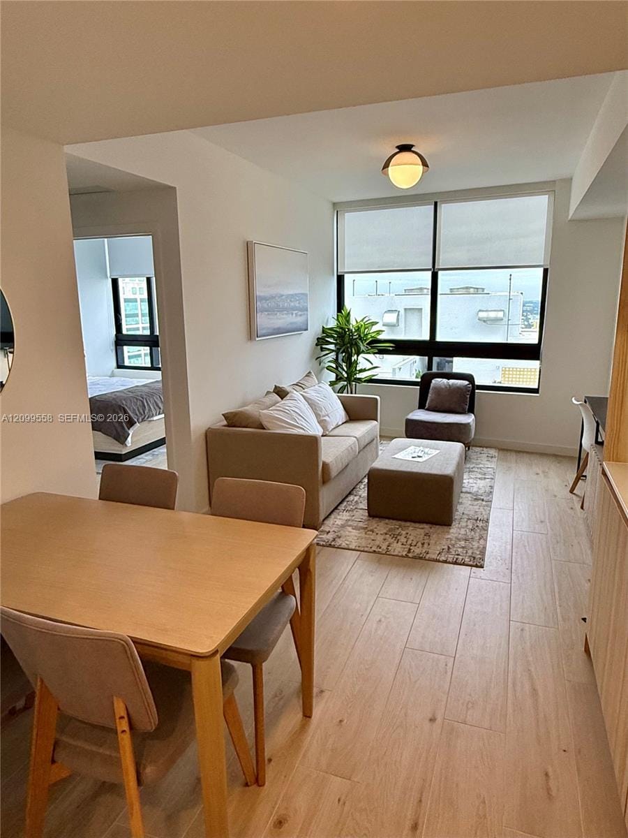 225 N Miami Avenue 3406 — photo 3
