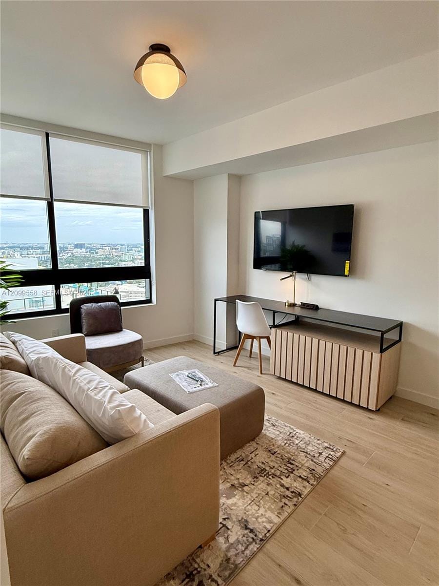 225 N Miami Avenue 3406 — photo 4