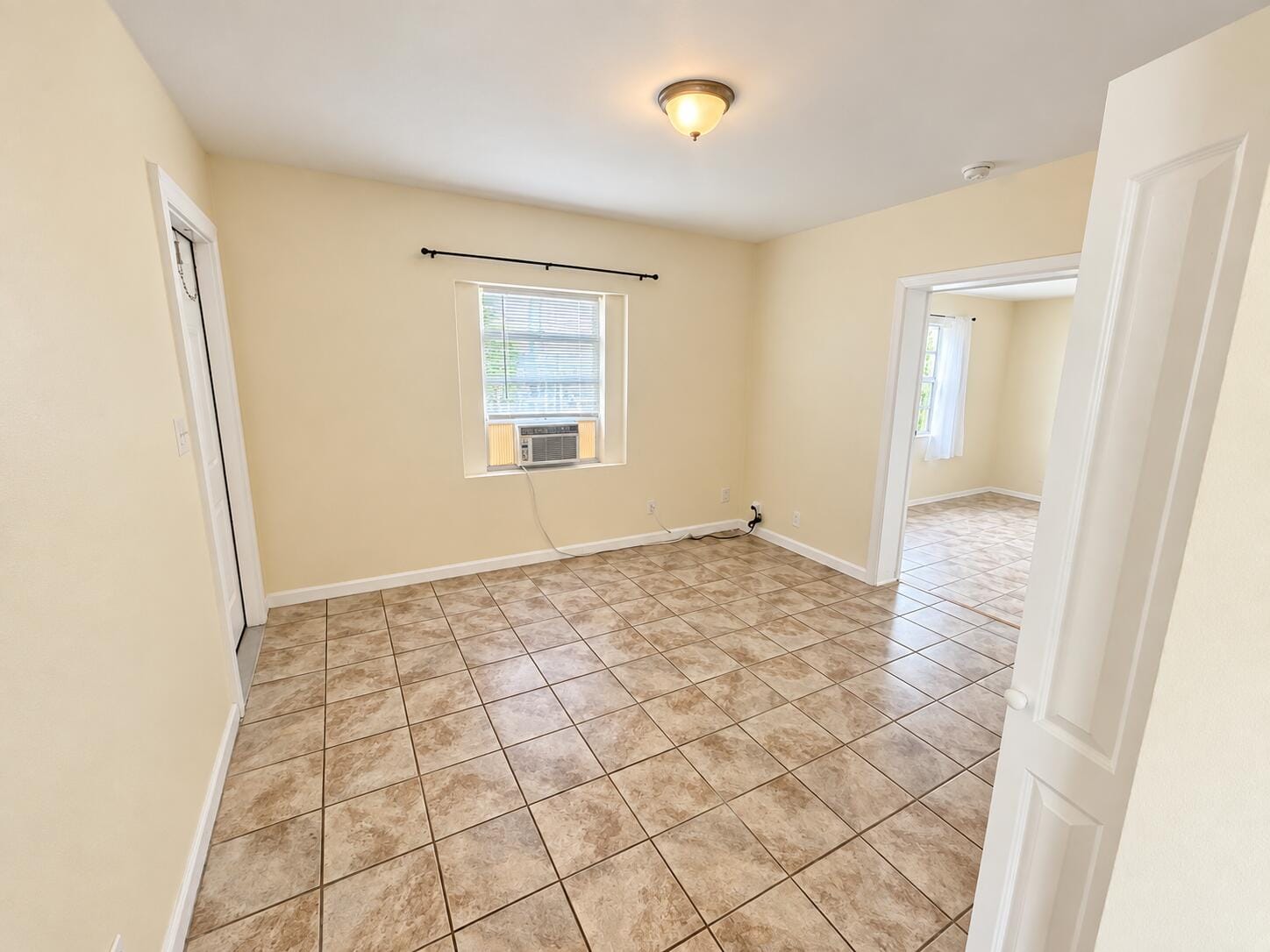 2735 NE 9TH Avenue Unit-B, Wilton Manors, FL 33334 photo 2