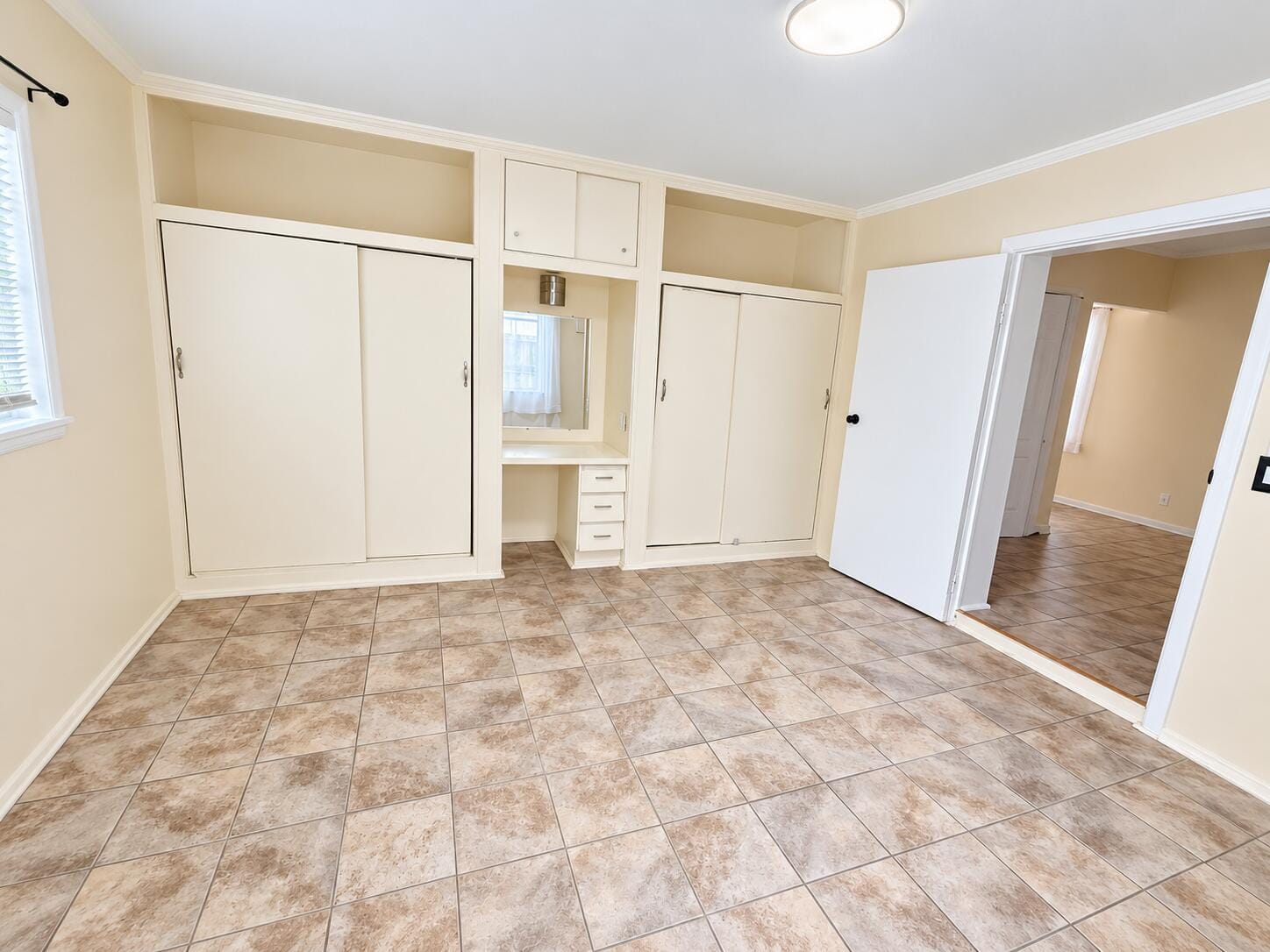 2735 NE 9TH Avenue Unit-B, Wilton Manors, FL 33334 photo 4