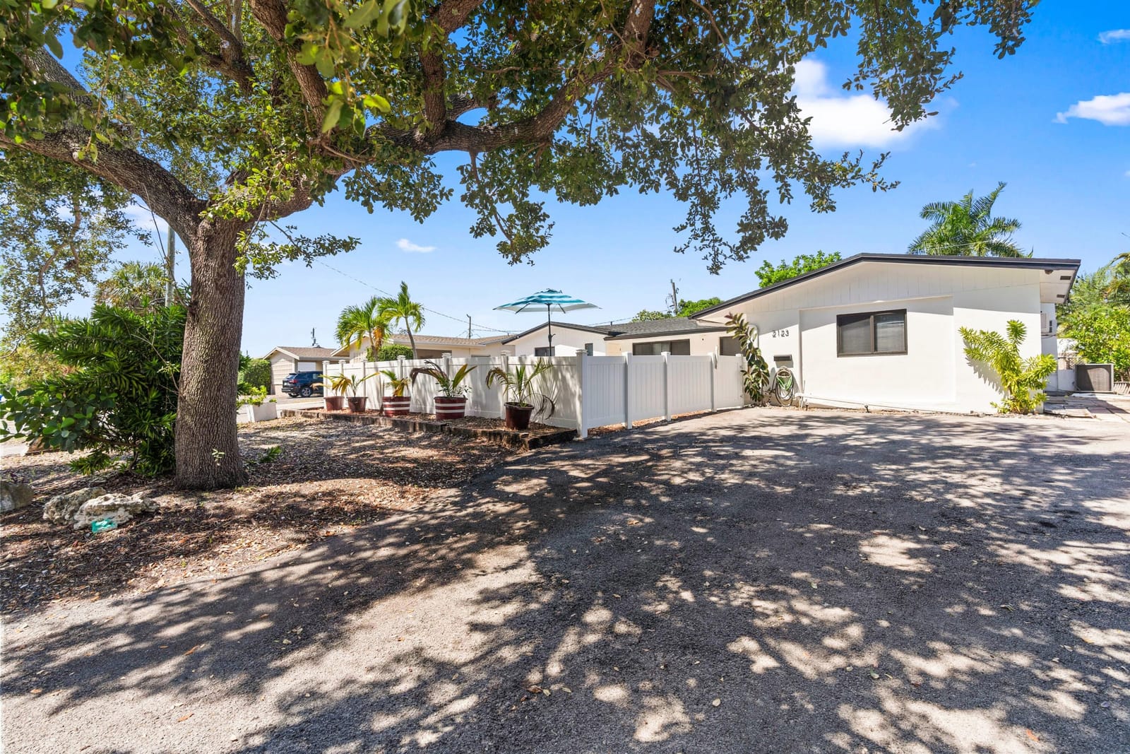 2121 NE 51st Court, Fort Lauderdale, FL 33308 photo 3