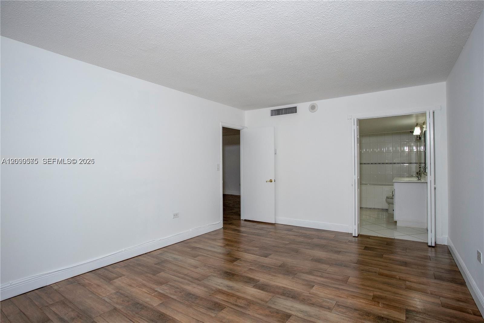 5555 Collins Avenue 9Z, Miami Beach, FL 33140 photo 23