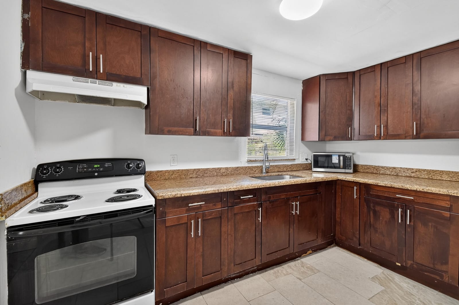 885 7th Street, West Palm Beach, FL 33401 photo 12