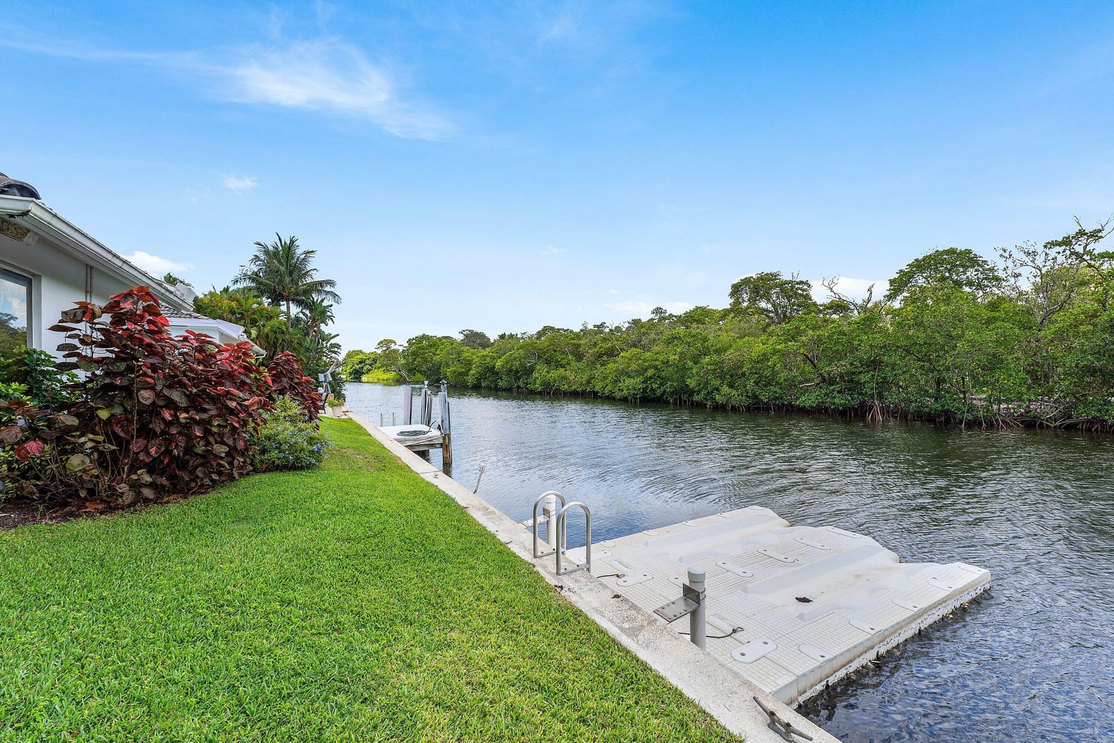 611 Phillips Drive, Boca Raton, FL 33432 photo 16