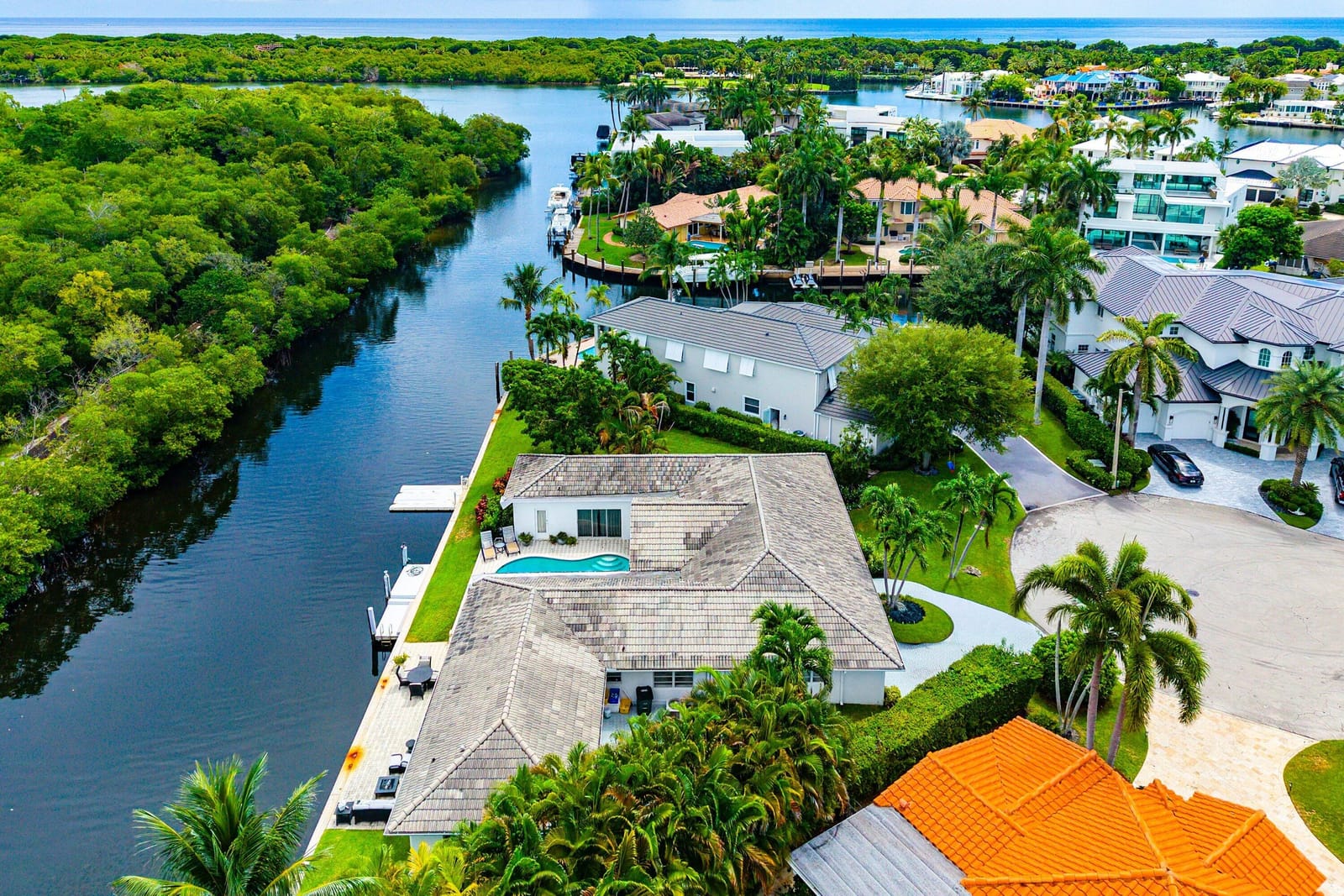 611 Phillips Drive, Boca Raton, FL 33432 photo 29