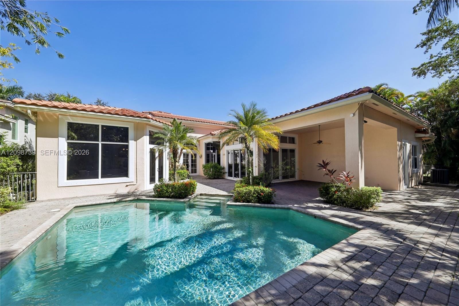 1126 San Michele Way — photo 4