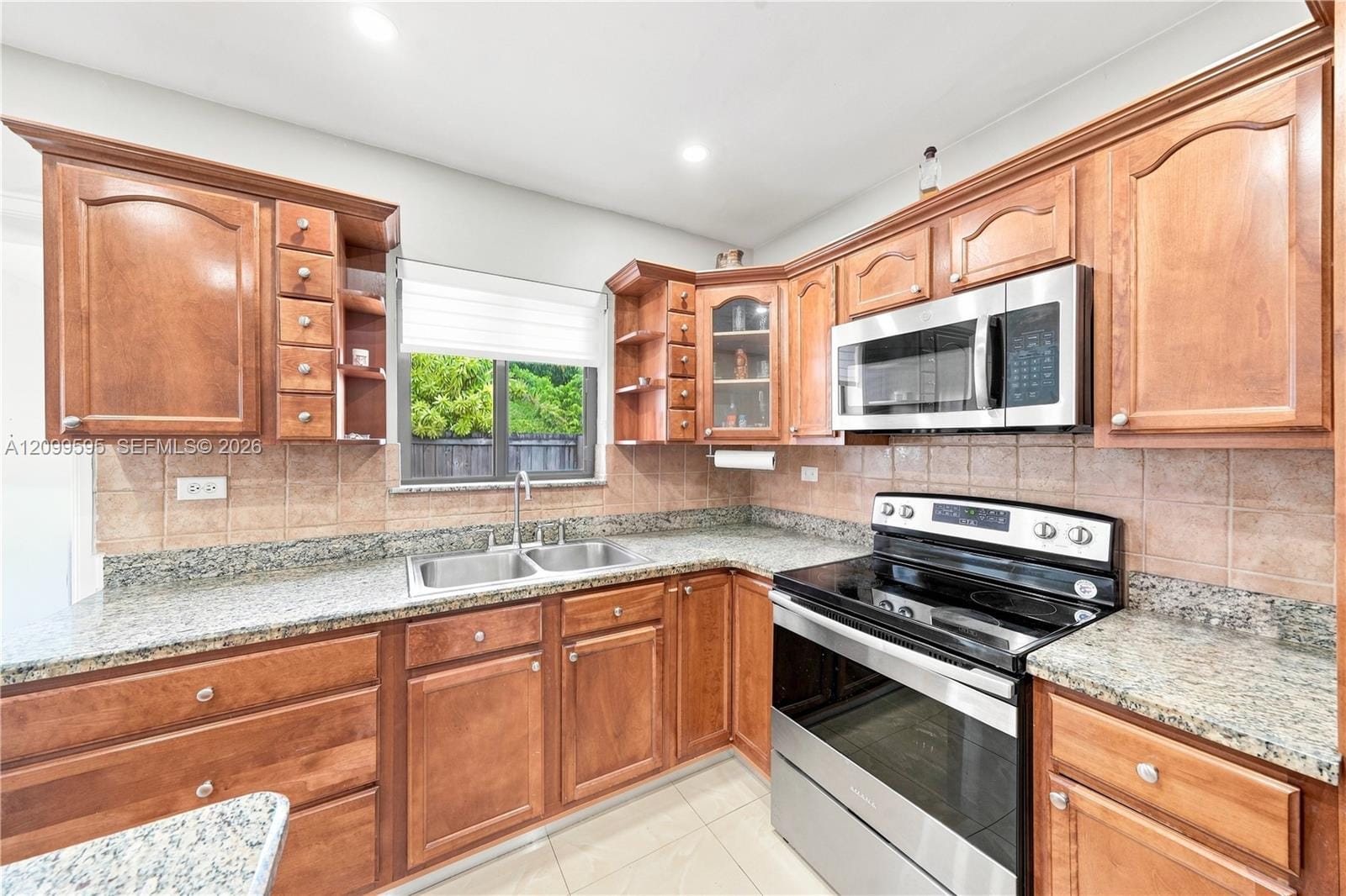 4041 W 8th Avenue, Hialeah, FL 33012 photo 11