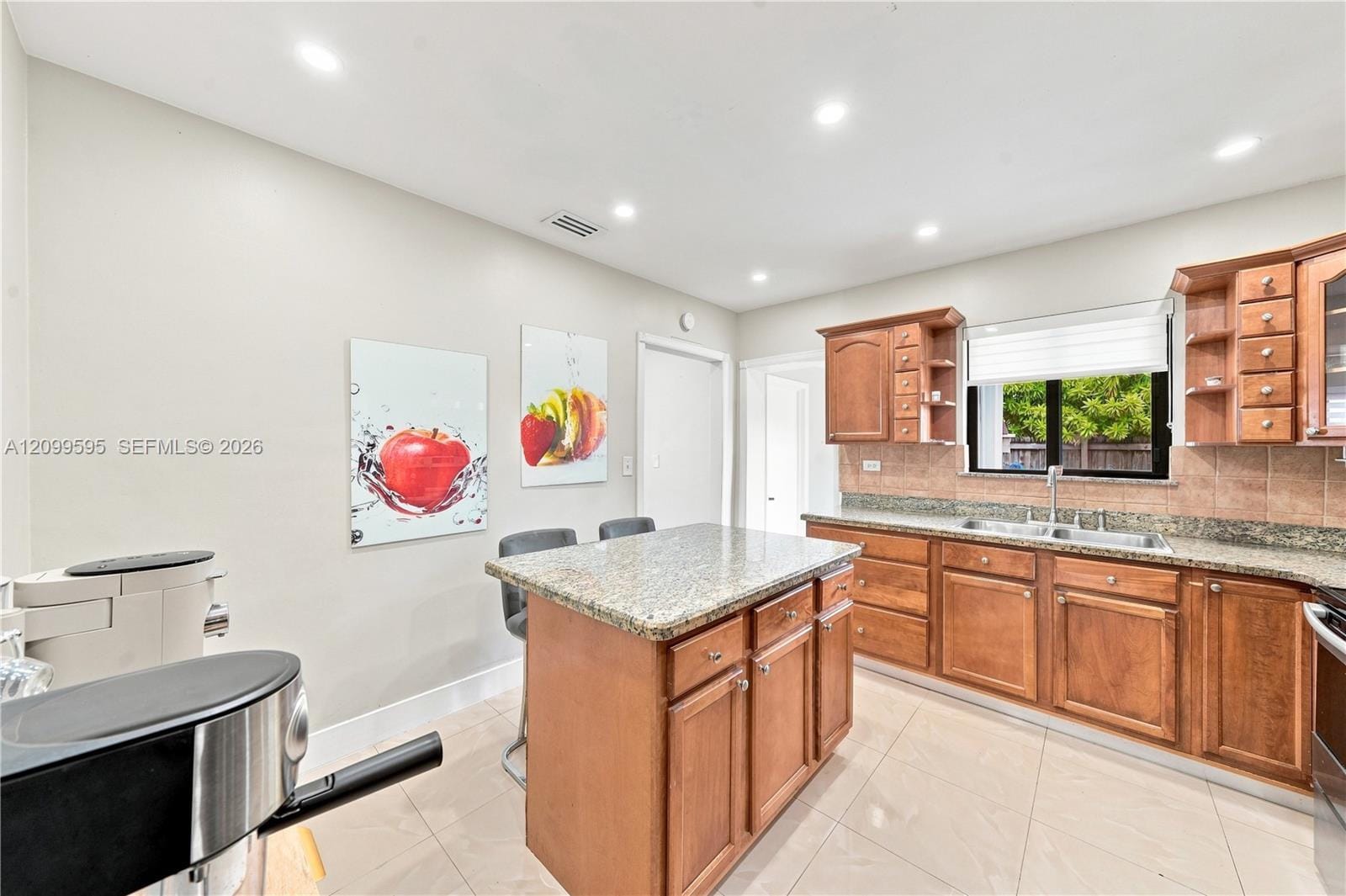 4041 W 8th Avenue, Hialeah, FL 33012 photo 12