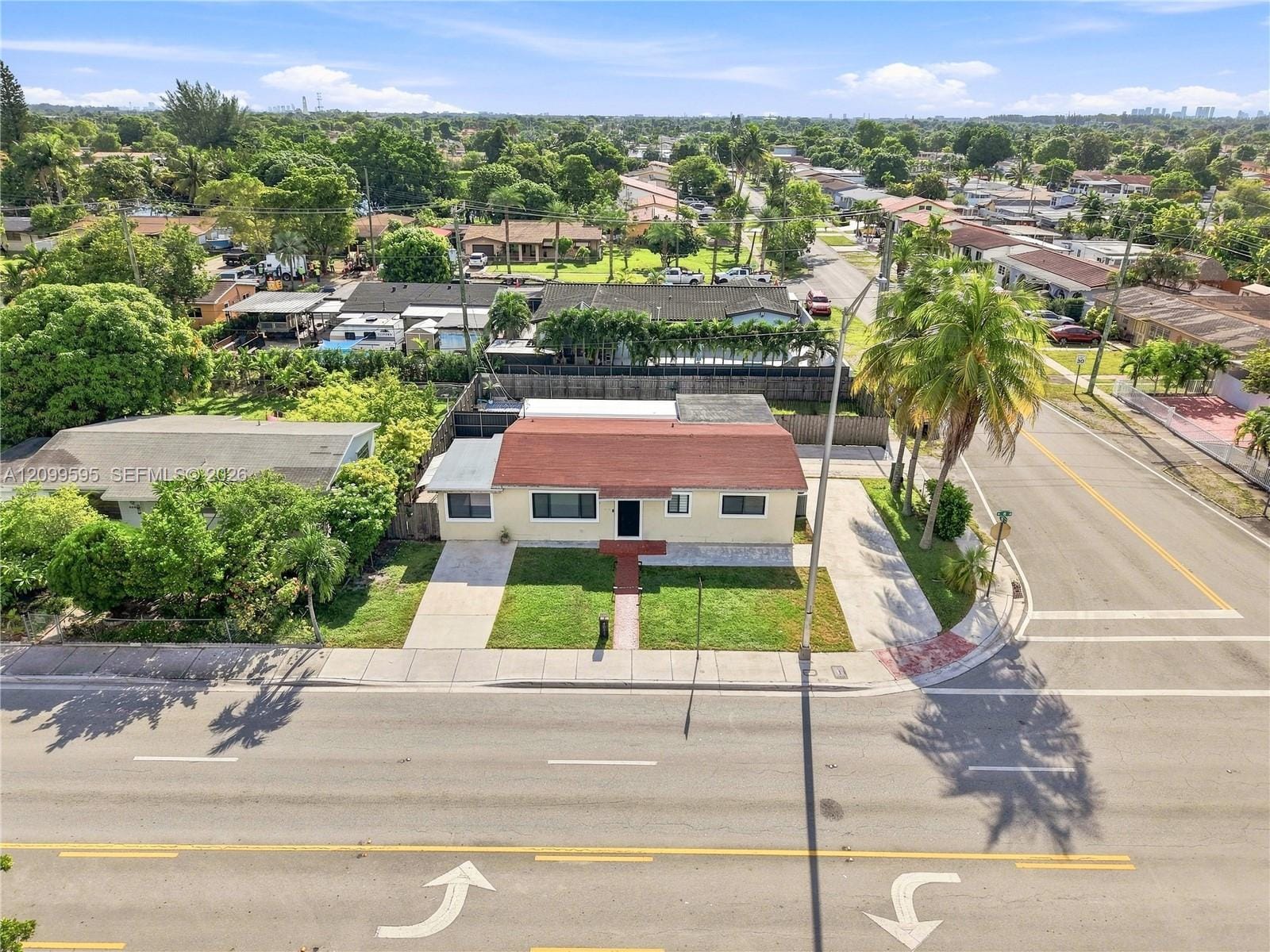 4041 W 8th Avenue, Hialeah, FL 33012