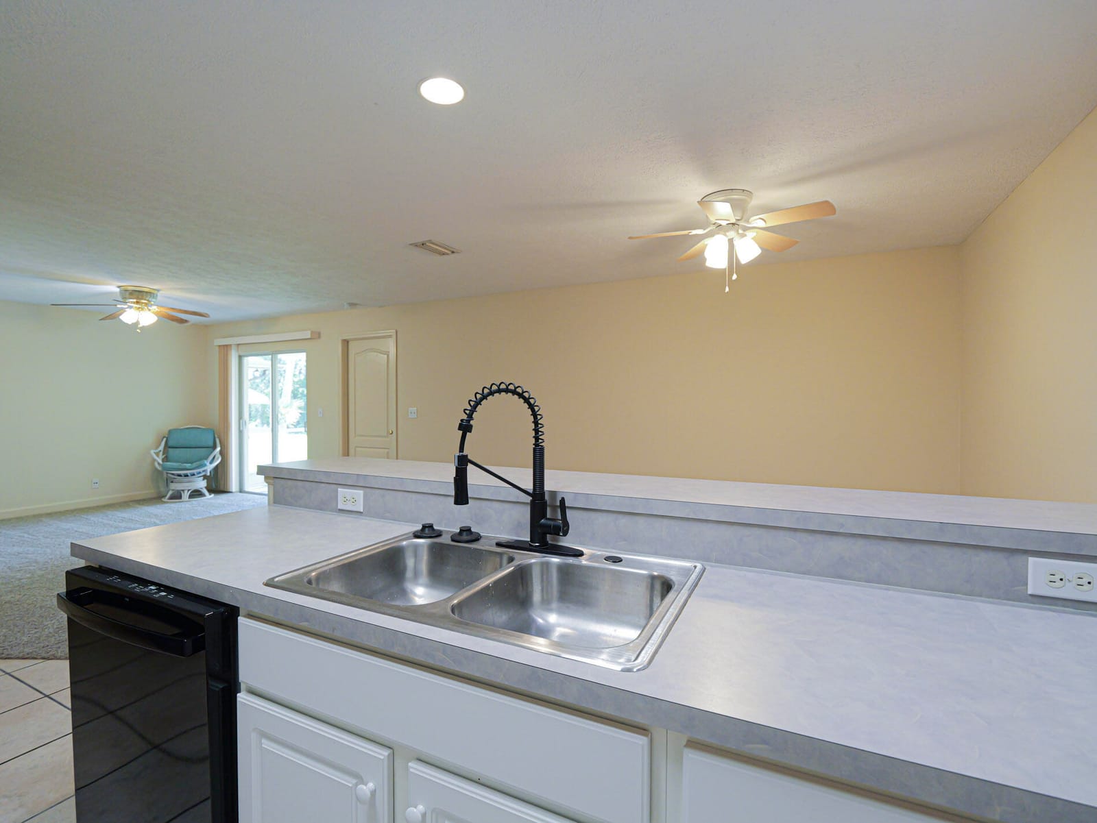301 S WIMBROW Drive A, Sebastian, FL 32958 photo 11