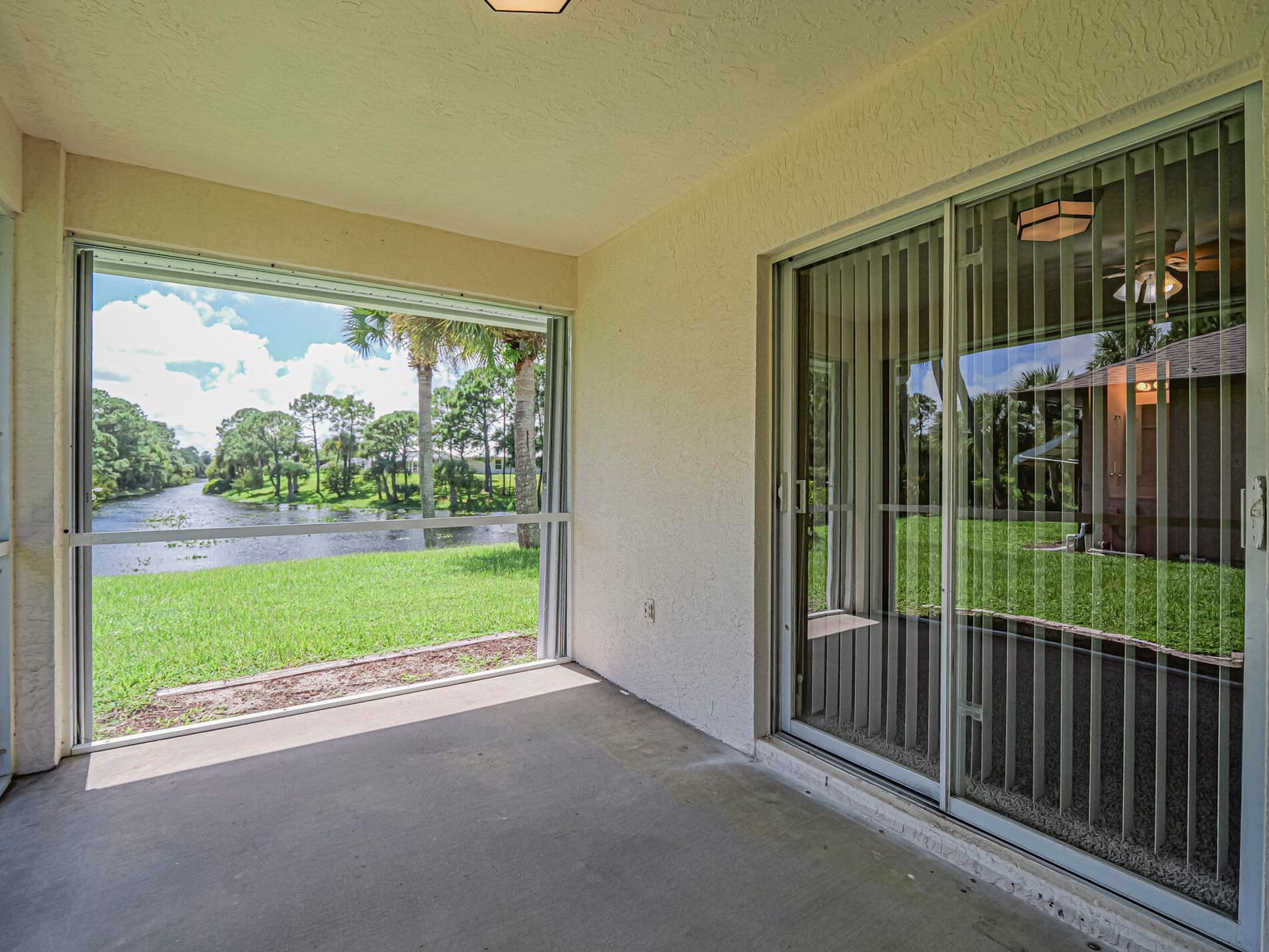 301 S WIMBROW Drive A, Sebastian, FL 32958 photo 26