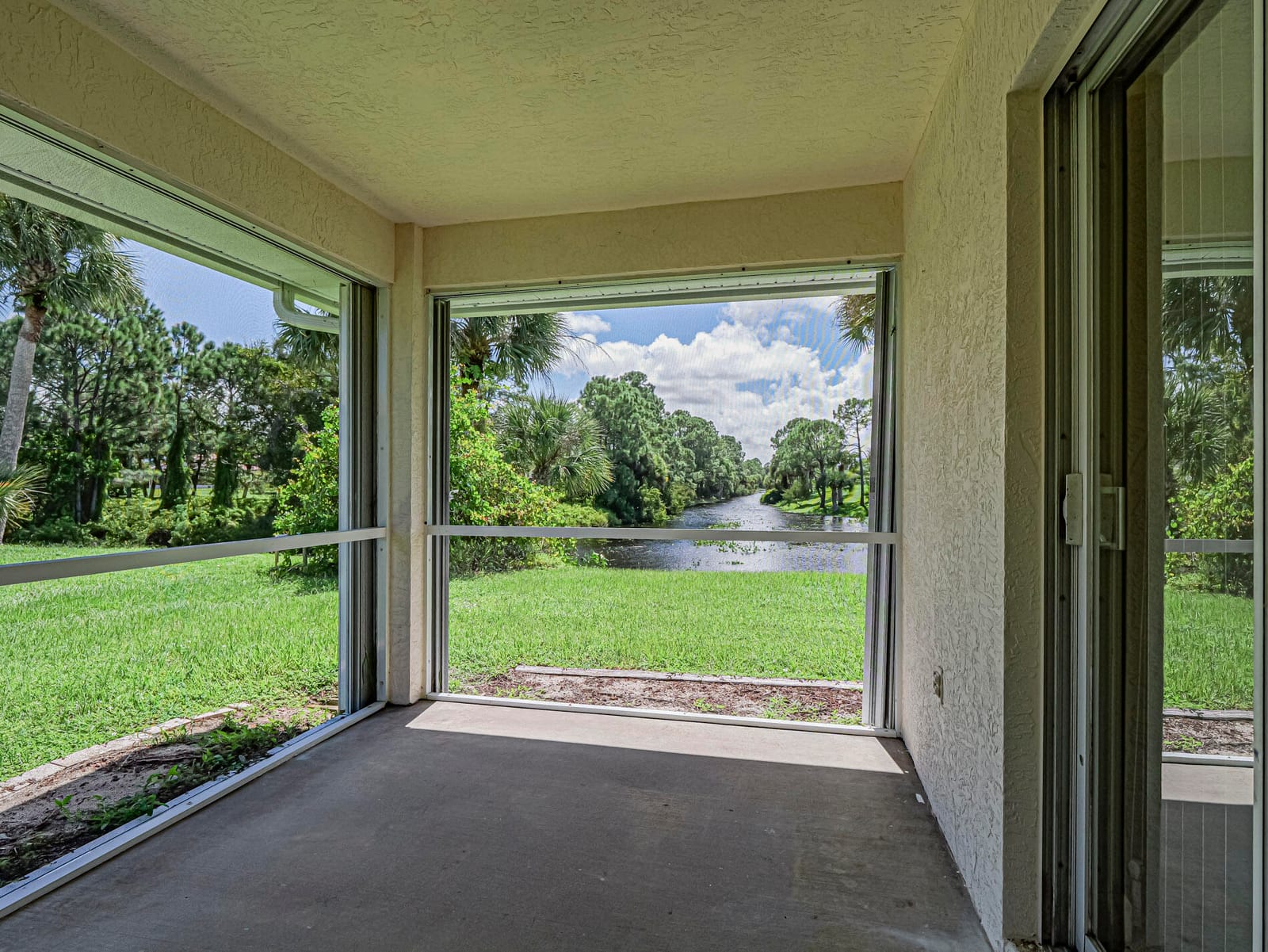 301 S WIMBROW Drive A, Sebastian, FL 32958 photo 28