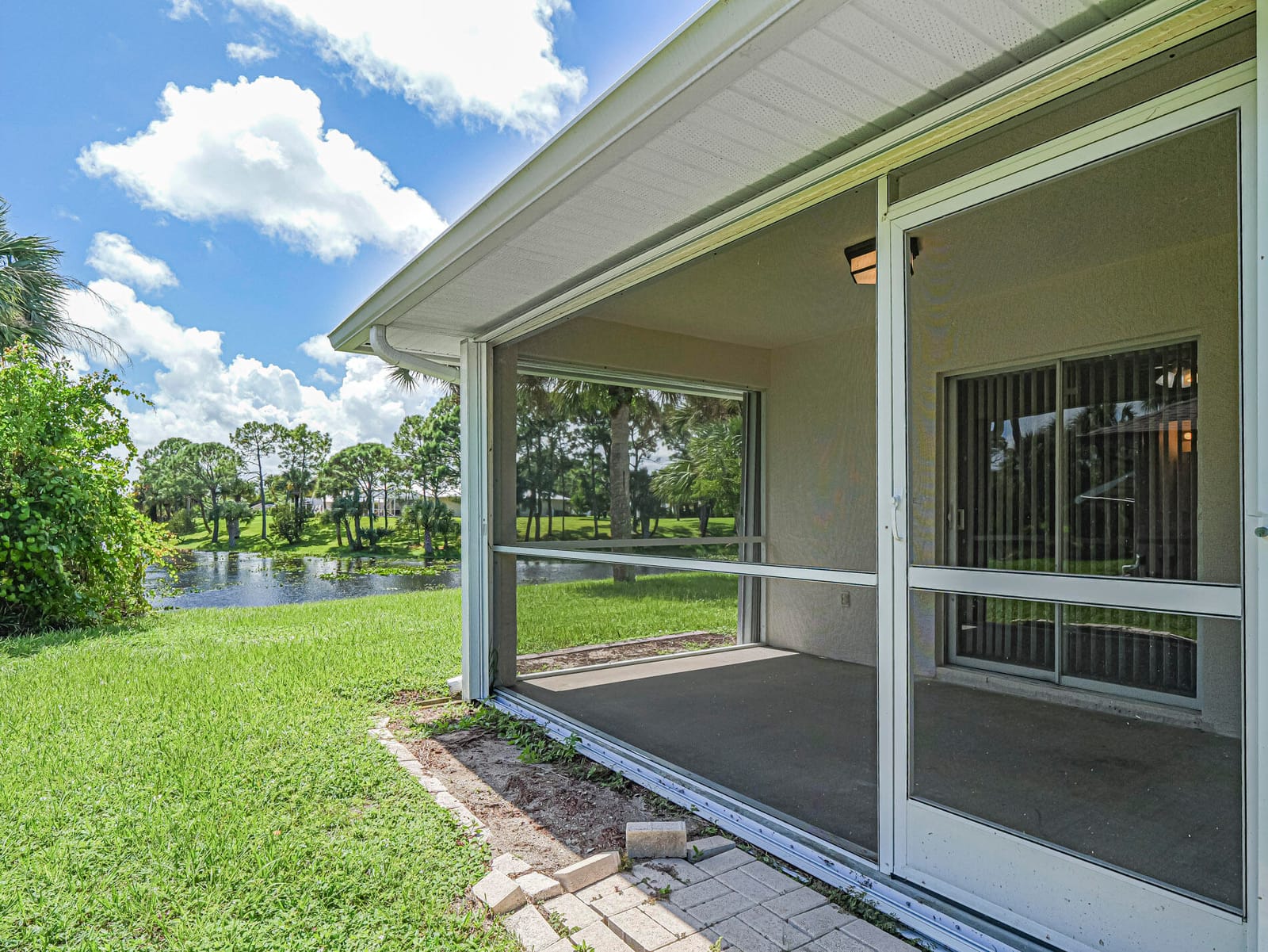 301 S WIMBROW Drive A, Sebastian, FL 32958 photo 30