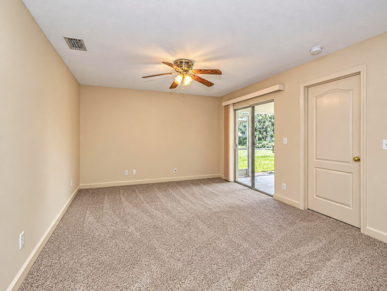 301 S WIMBROW Drive A, Sebastian, FL 32958 photo 5