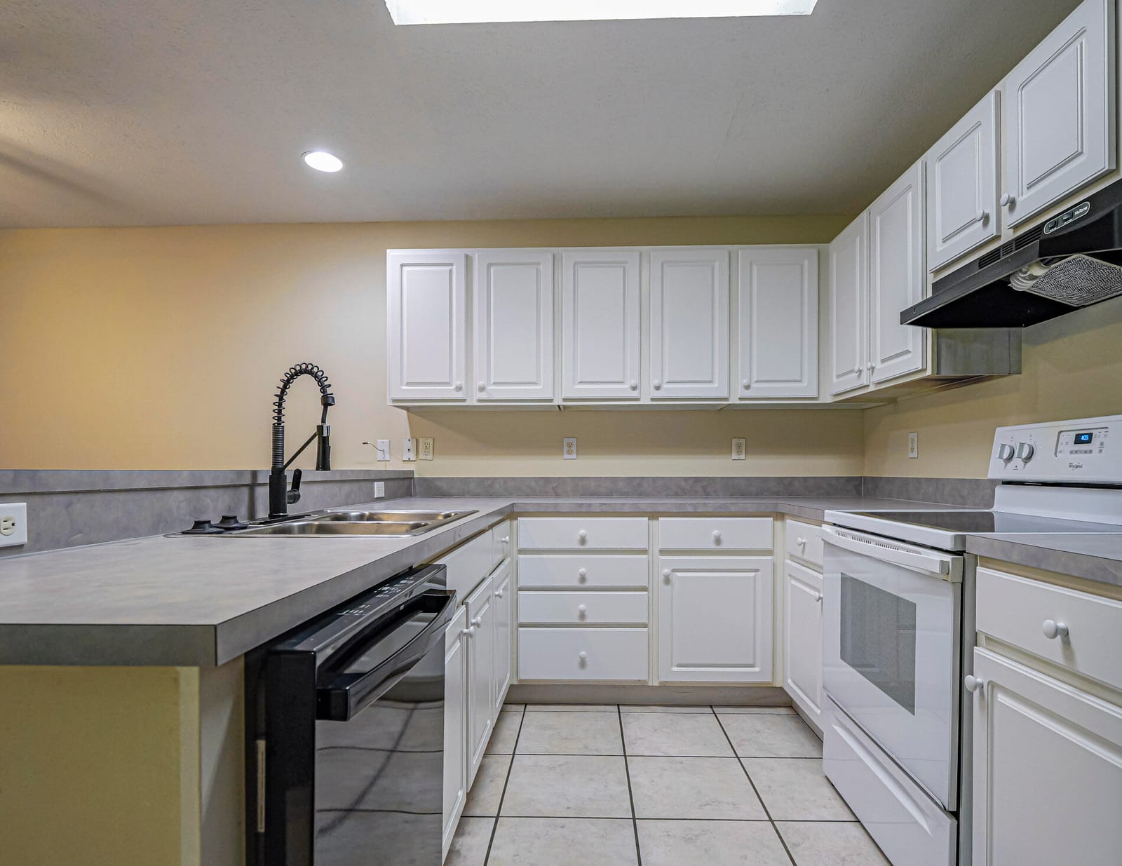 301 S WIMBROW Drive A, Sebastian, FL 32958 photo 10