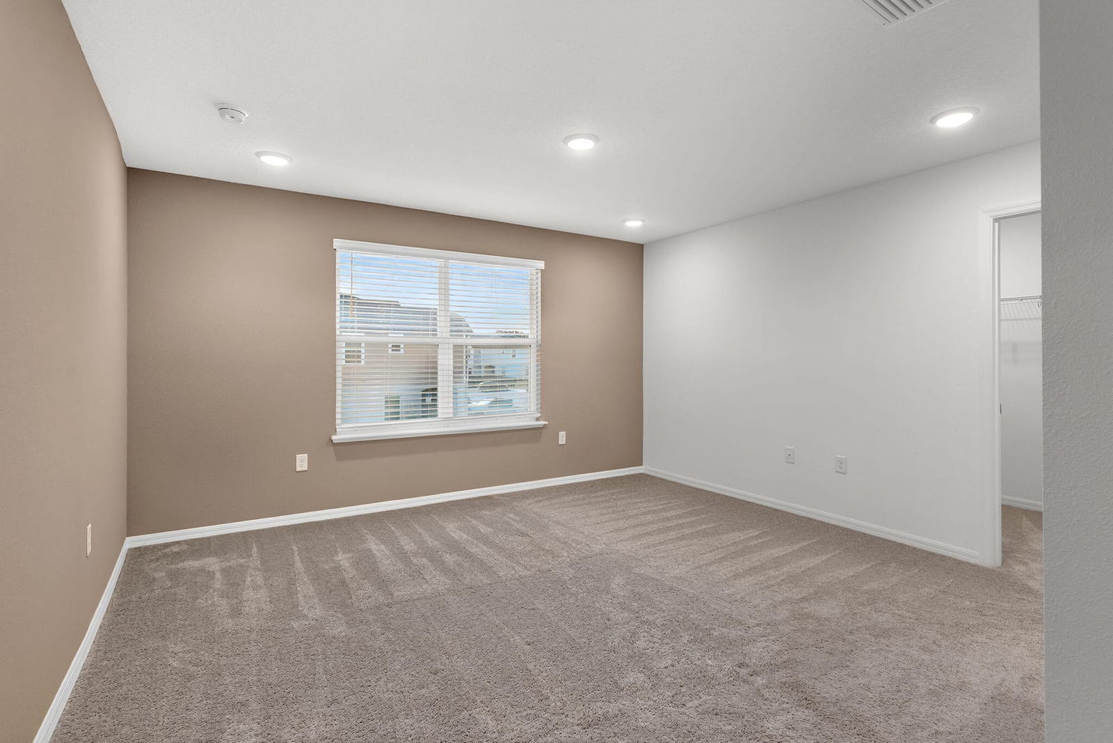 3970 COLLEGIATE Boulevard, Lakeland, FL 33803 photo 16