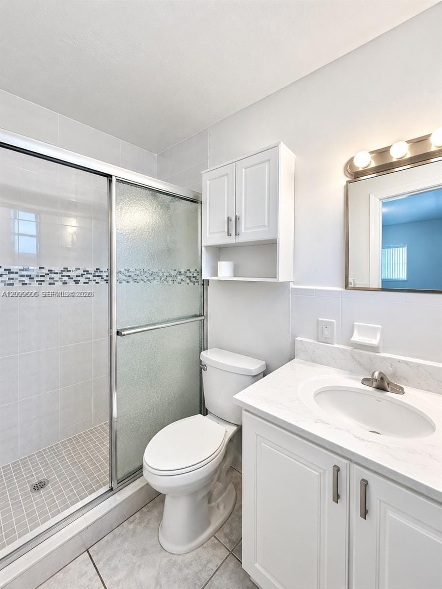 950 Biarritz Drive 4, Miami Beach, FL 33141 photo 11