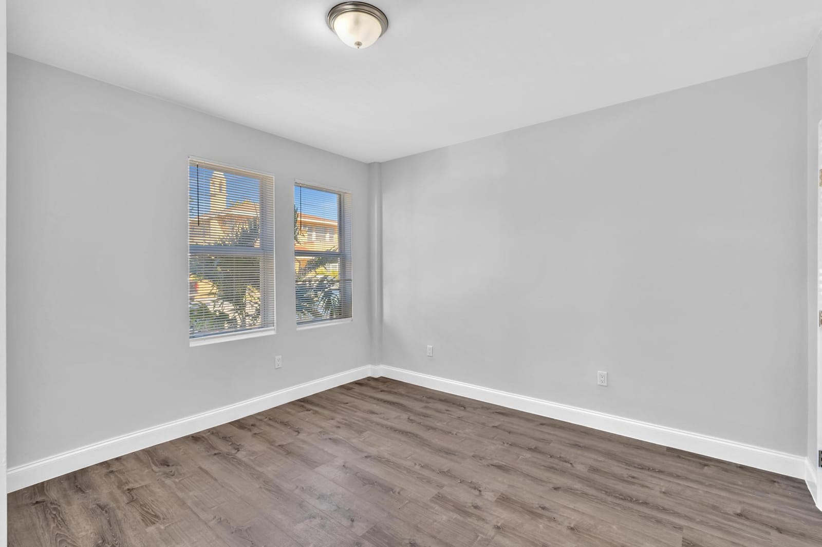 1142 SW 4TH Street 6 — photo 12