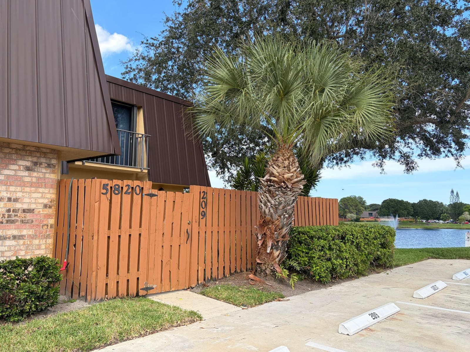 5820 SE WINDSONG Lane 209, Stuart, FL 34997 photo 3