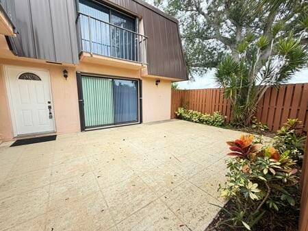 5820 SE WINDSONG Lane 209, Stuart, FL 34997 photo 4