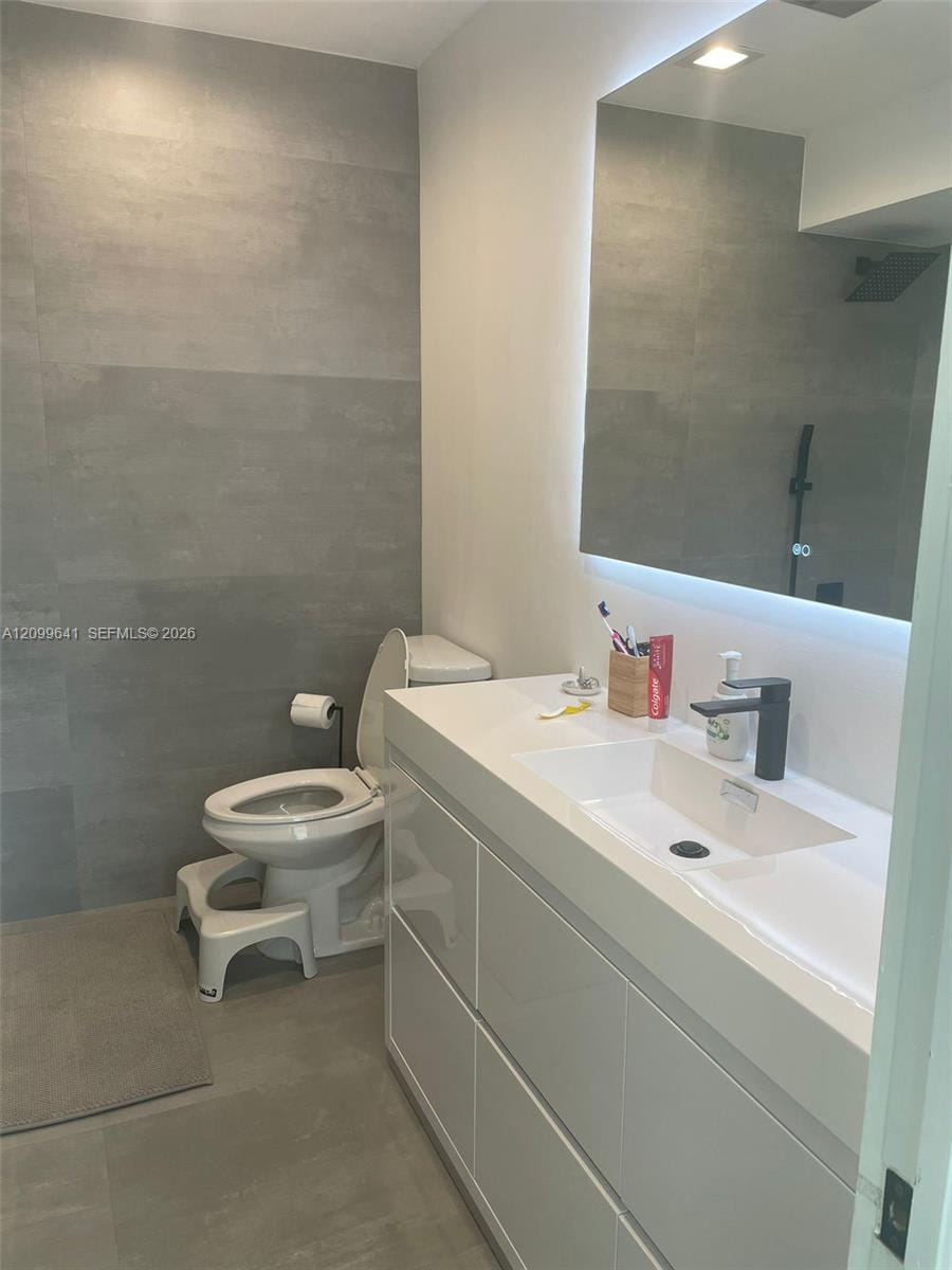3720 NE 167th Street 39 — photo 10