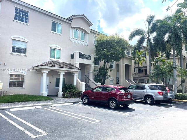 5640 NW 115th Court 208, Doral, FL 33178