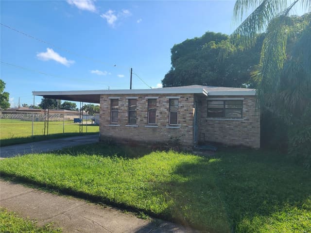 212 NW 6th Avenue, Dania Beach, FL 33004