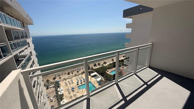 2030 S Ocean Drive 2117, Hallandale Beach, FL 33009