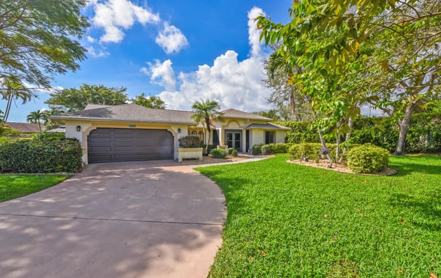 3230 Riviera Drive, Delray Beach, FL 33445