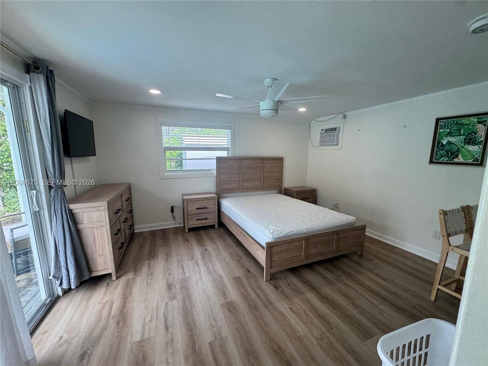 914 N Ocean Breeze 1 — photo 3