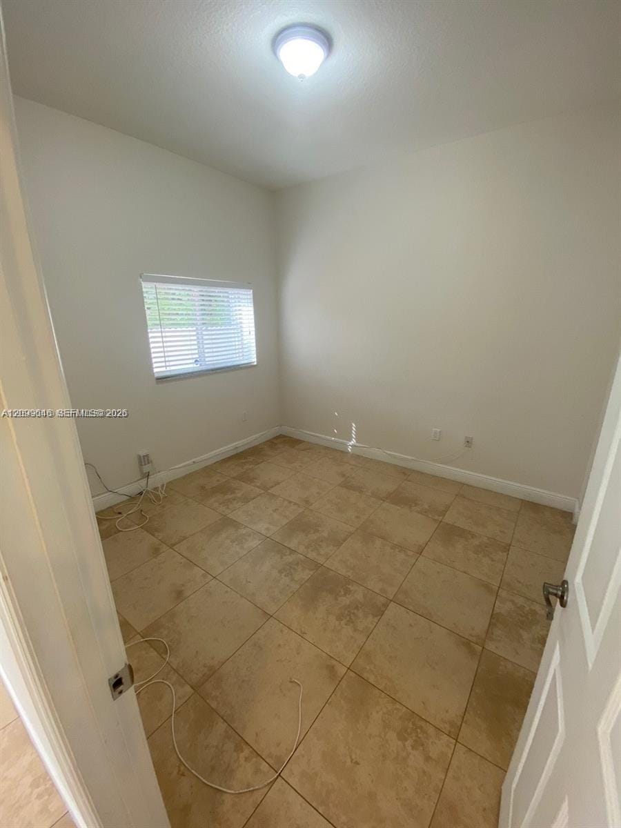 2485 W 5th Court B, Hialeah, FL 33010 photo 10