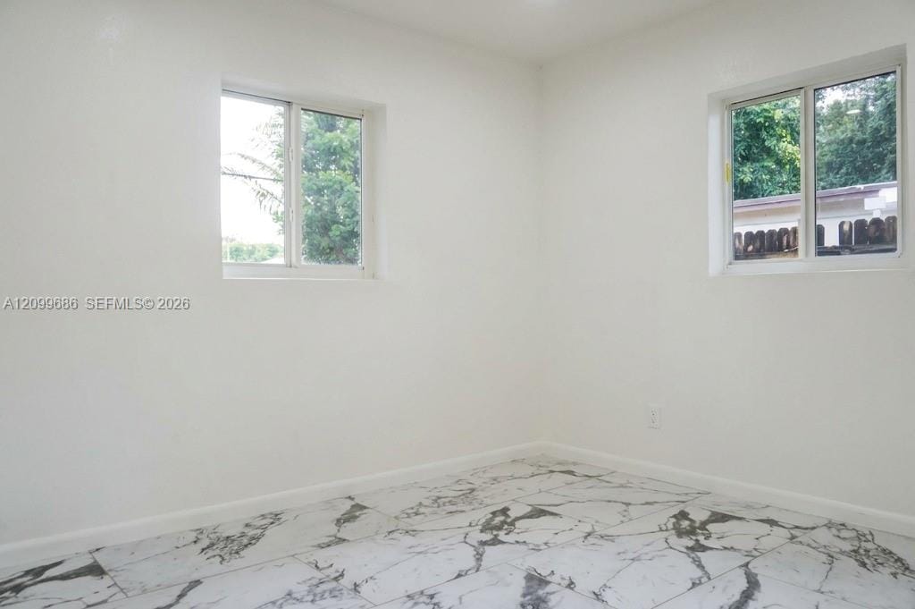 3201 SW 48th Avenue — photo 11