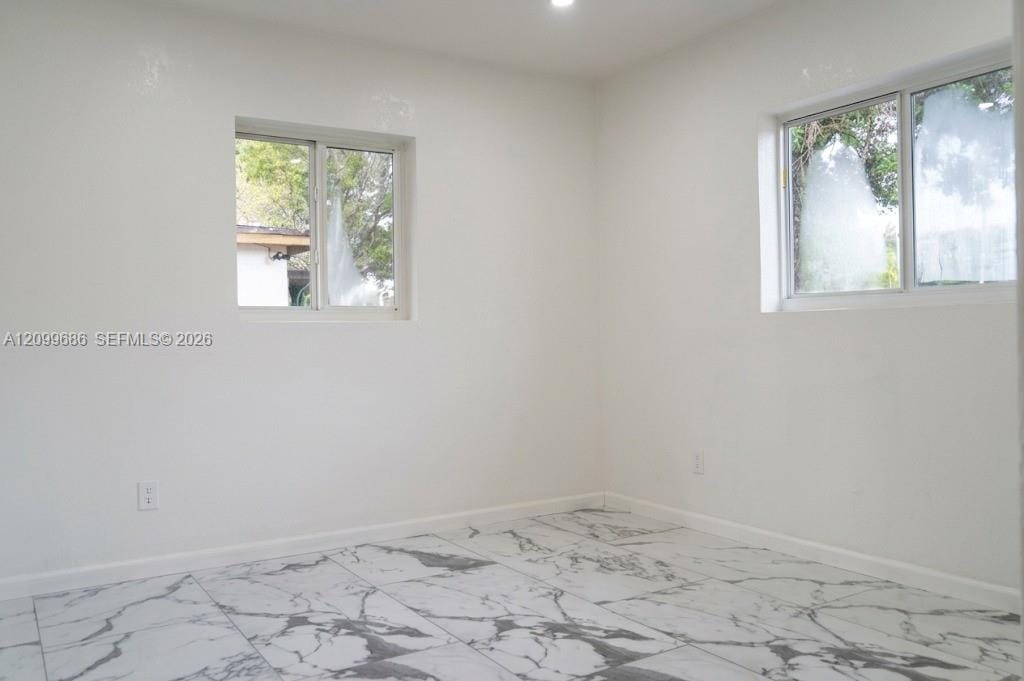 3201 SW 48th Avenue — photo 9
