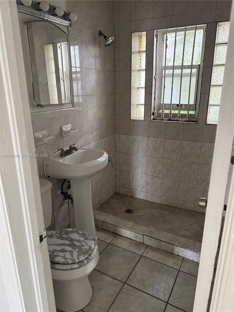 13535 NE 6th Avenue 0, North Miami, FL 33161 photo 3