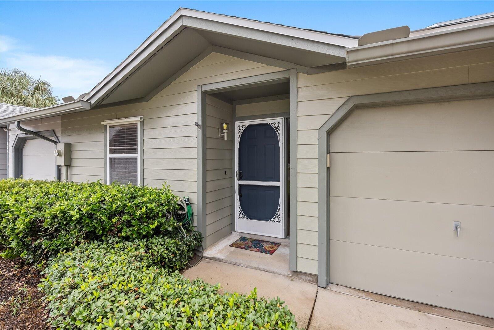 663 NE WAX MYRTLE Way, Jensen Beach, FL 34957 photo 2