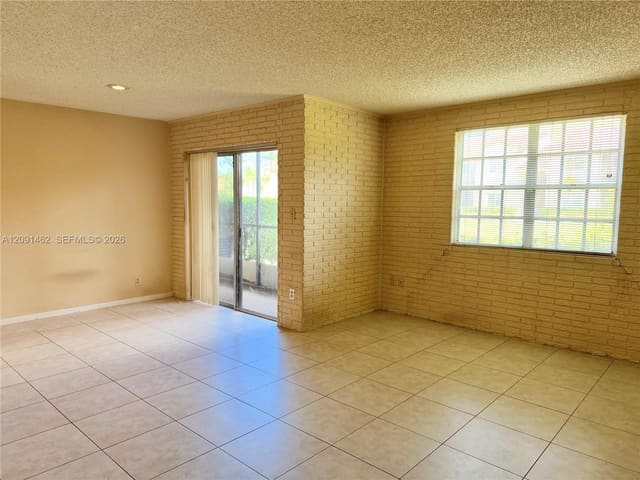 1285 SW 46th Avenue 2711, Pompano Beach, FL 33069