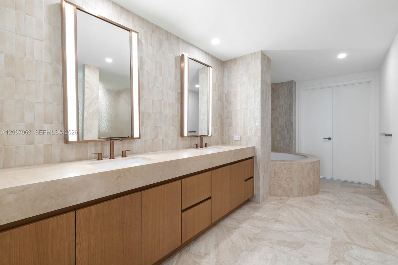 1176 97th 506, Bay Harbor Islands, FL 33160 photo 15
