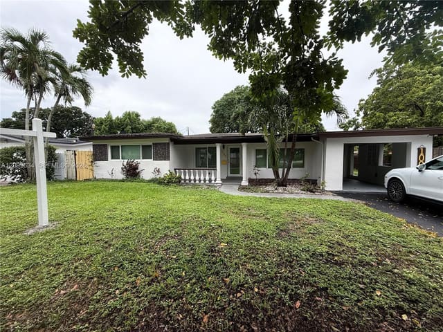1002 S 28th Avenue 0, Hollywood, FL 33020