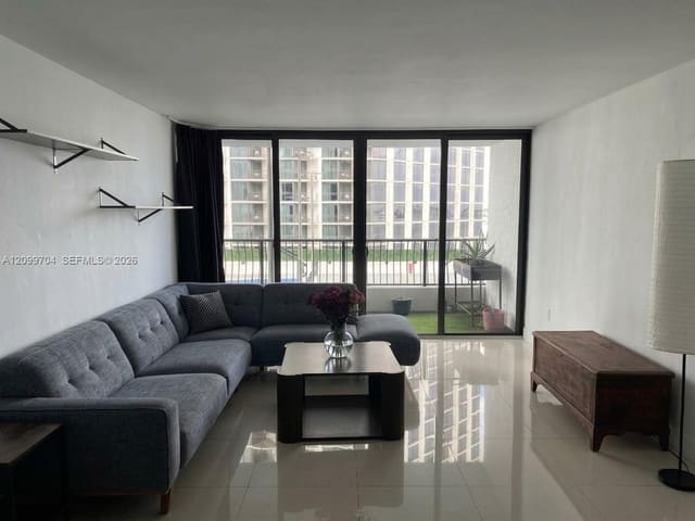555 NE 15th Street 10F, Miami, FL 33132