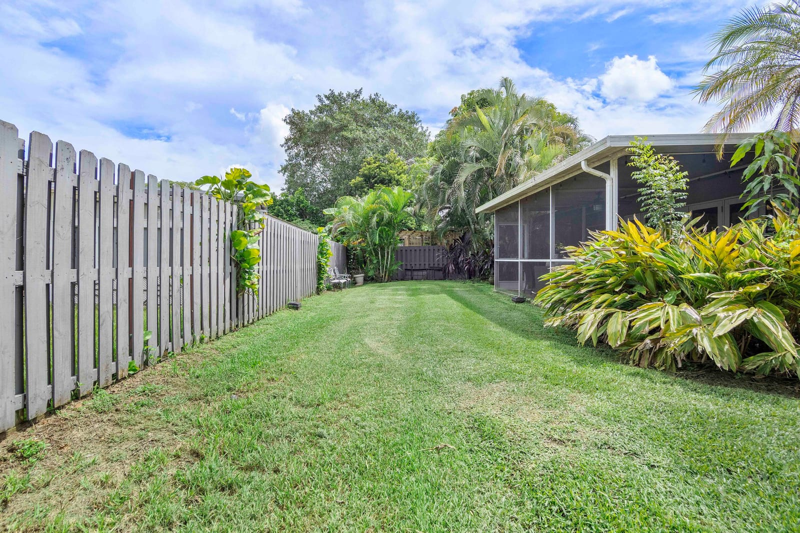8059 BUTTONWOOD Circle, Tamarac, FL 33321 photo 30