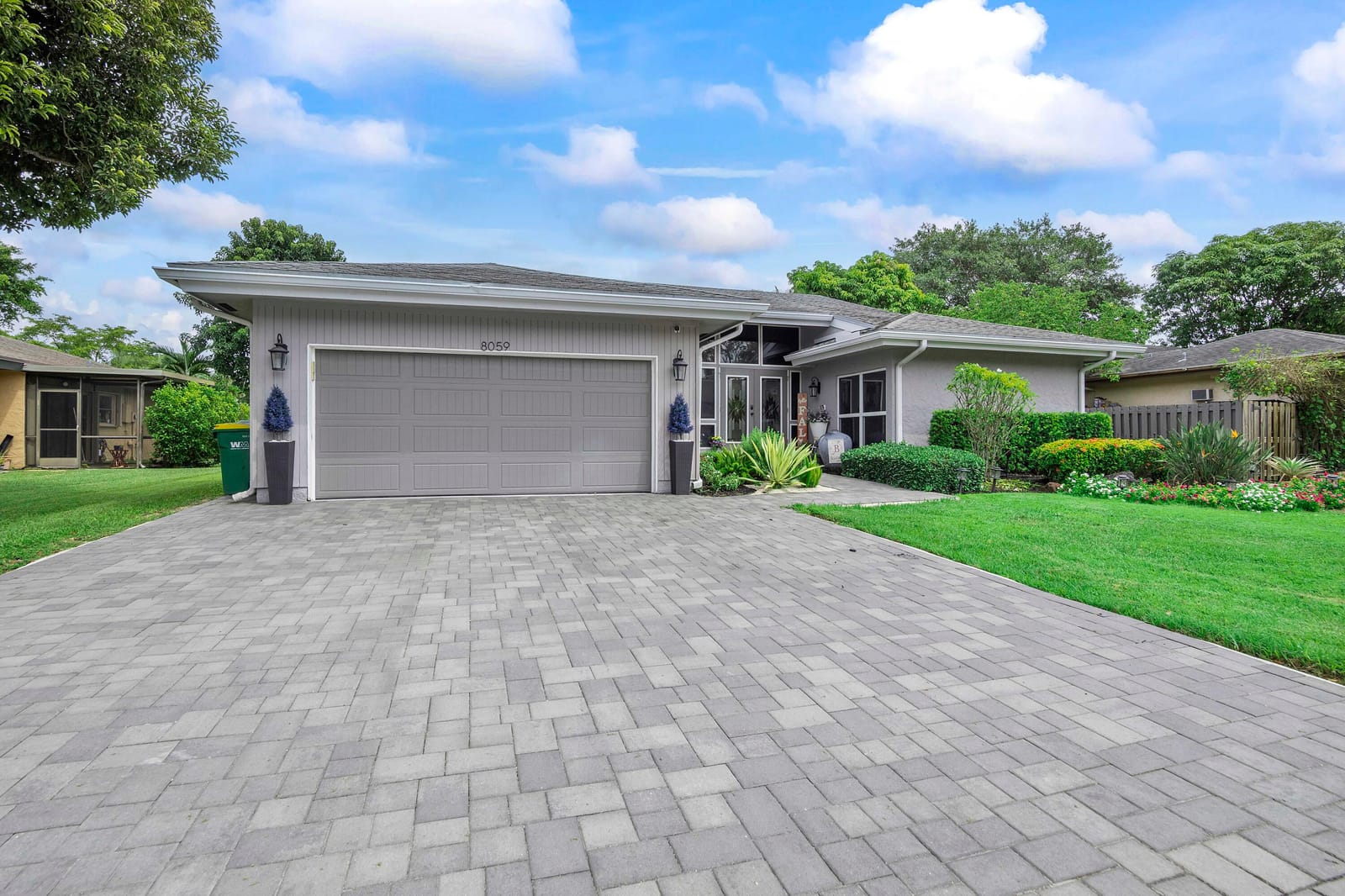 8059 BUTTONWOOD Circle, Tamarac, FL 33321 photo 4