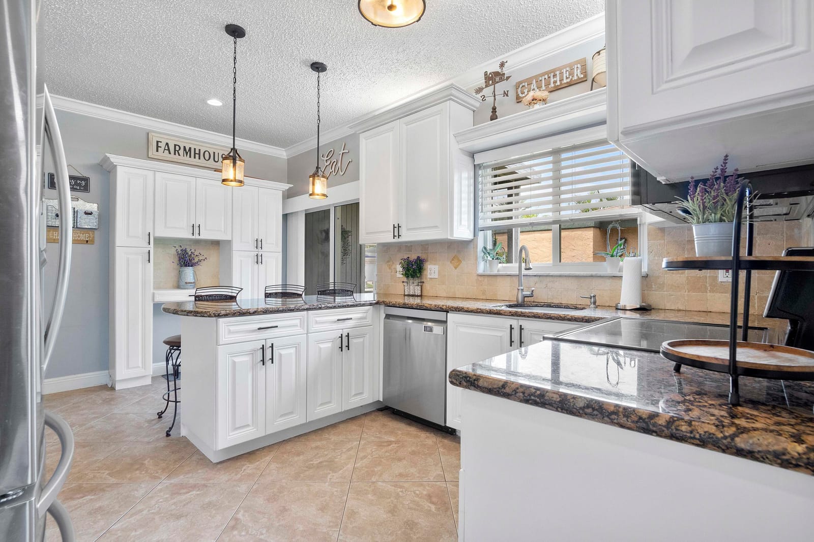 8059 BUTTONWOOD Circle, Tamarac, FL 33321 photo 6
